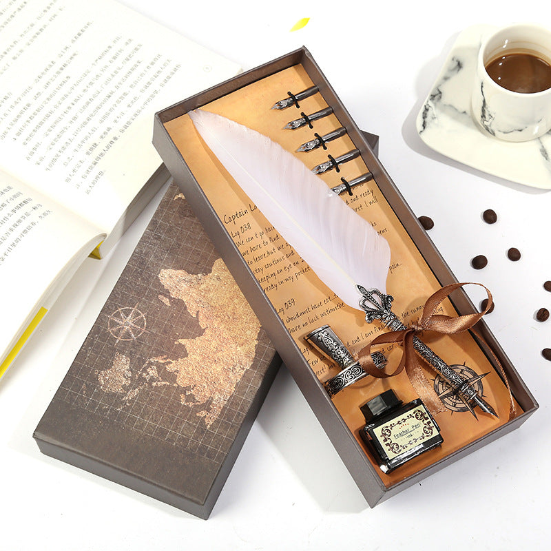 Retro European Style Business Feather Pen